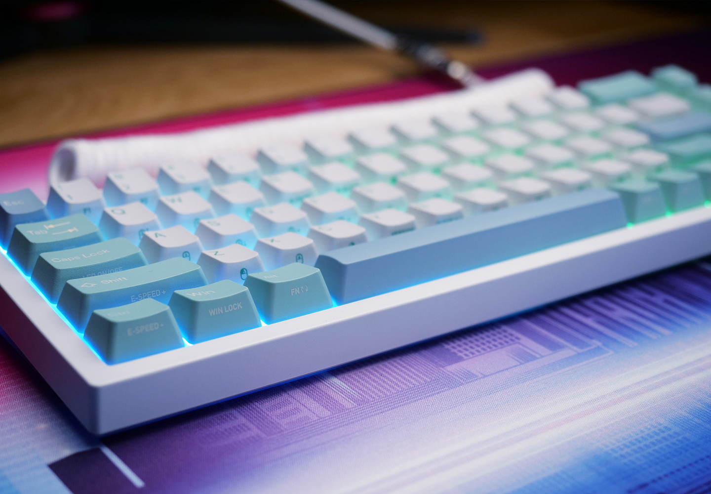 XTRFY K5 COMPACT RGB : CLAVIER MÉCANIQUE ( Kailh Red switch